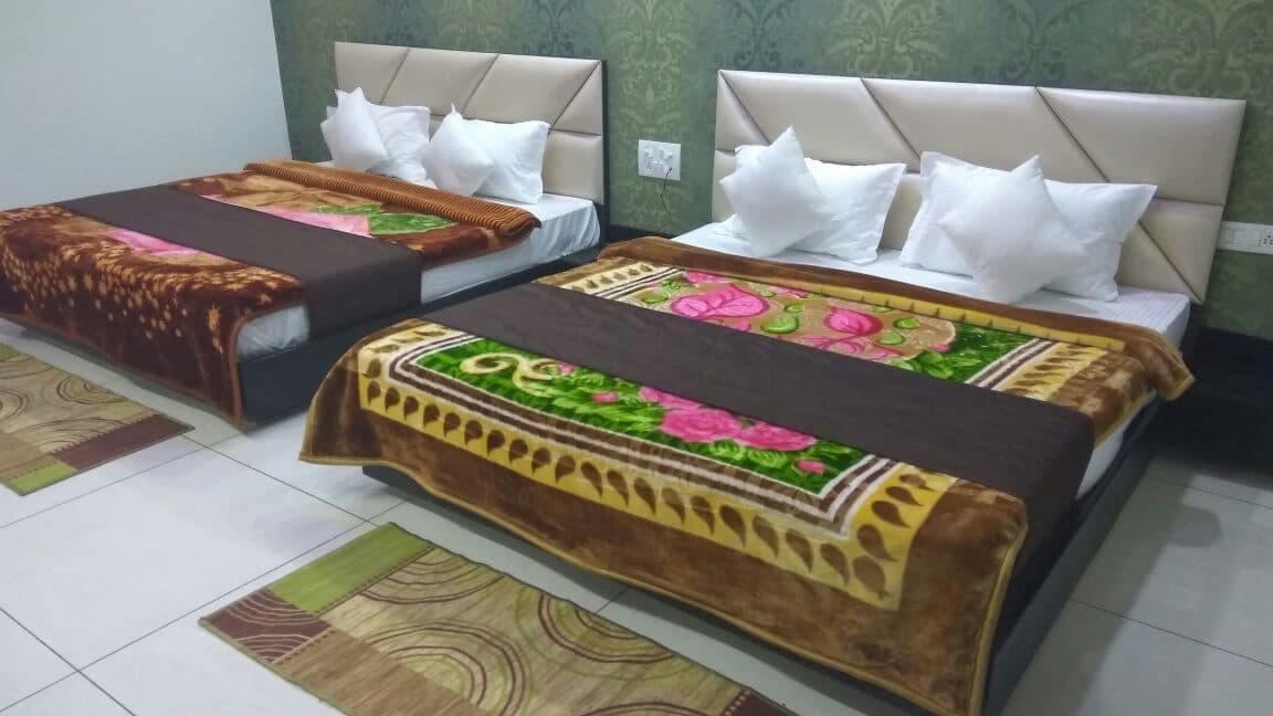 Oyo 30415 Hotel White City Anandpur  Kültér fotó